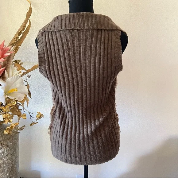 89th & Madison Y2K Vintage Faux Fur Brown Knit Collared Vest - Picture 4 of 11
